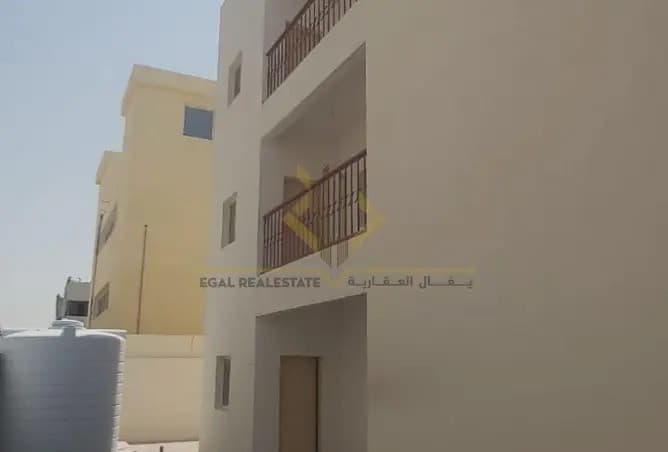 Commercial Store/Warehouse for Rent-Prime location