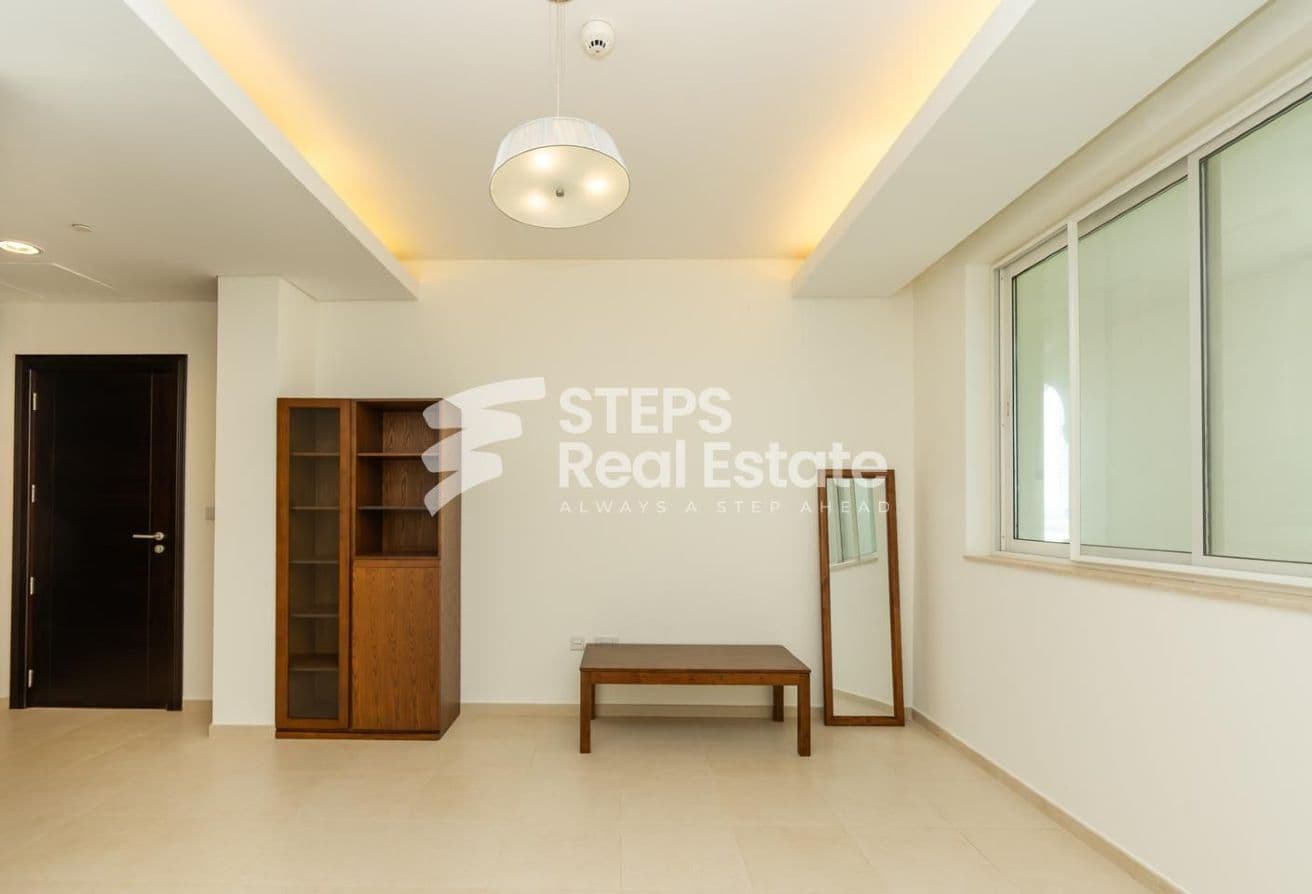 Prime Apartment and Bills Included in The Pearl