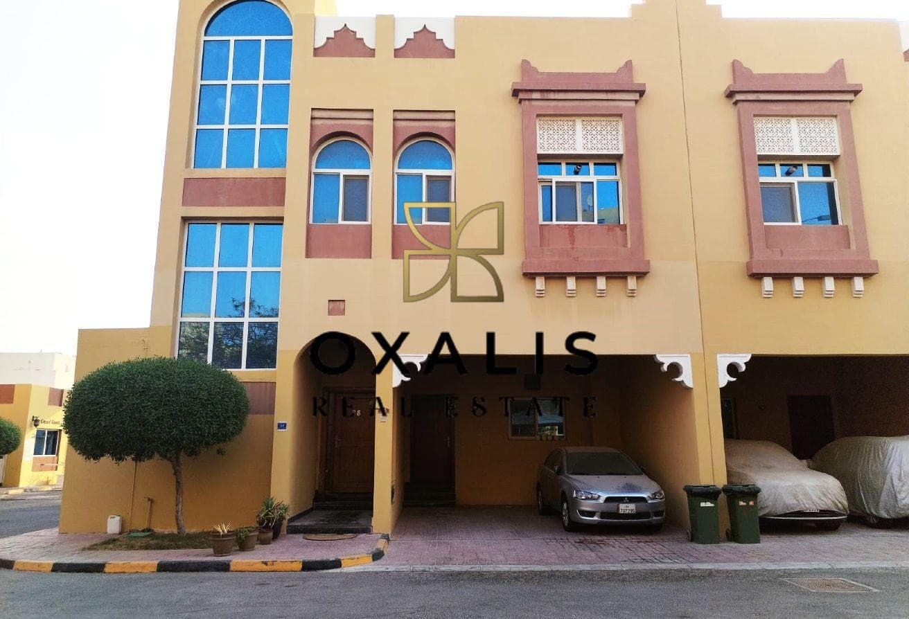 STUNNING 4 BHK + MAID VILLA | EXCLUSIVE AMENITIES