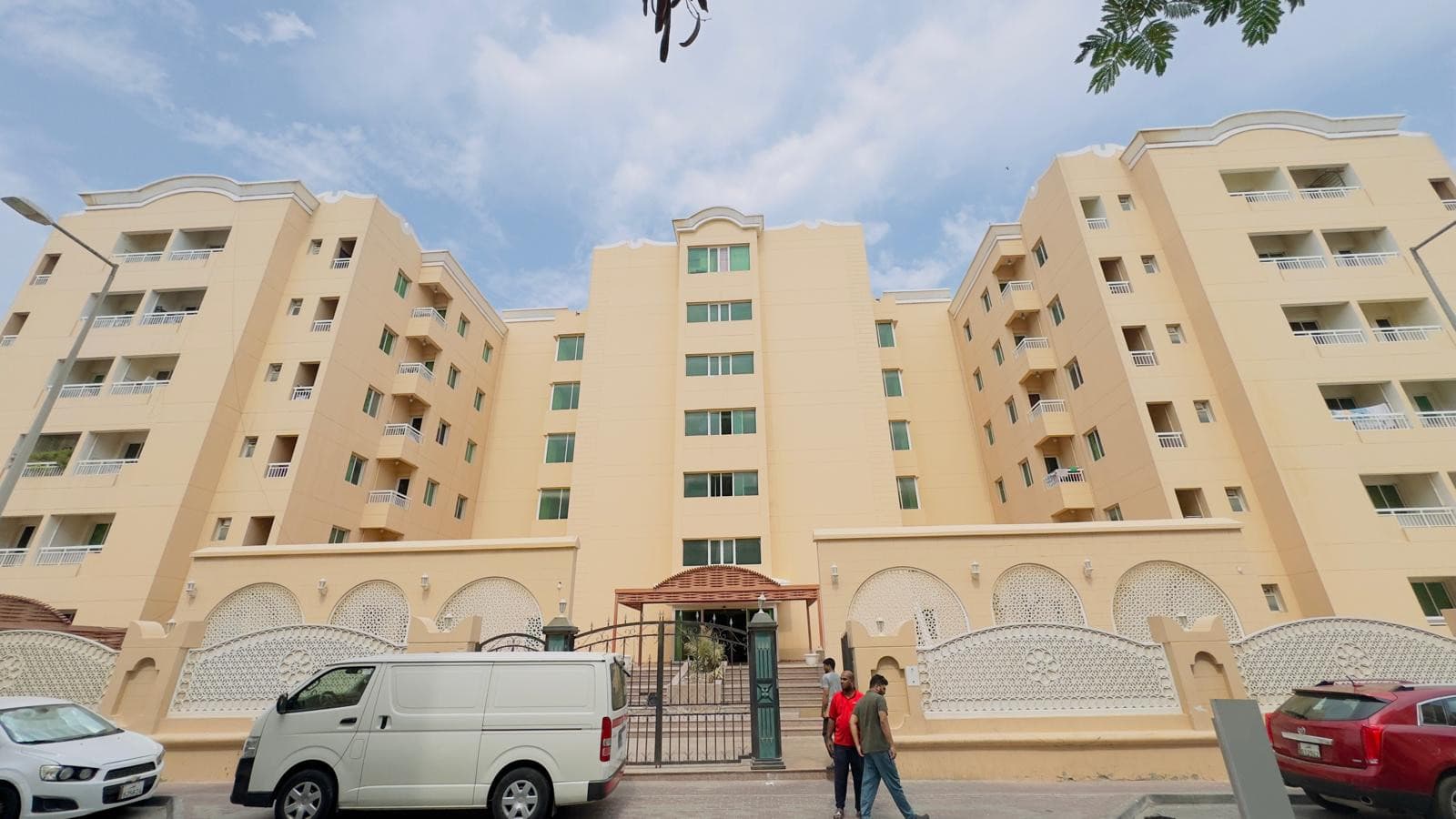 SPACIOUS 3 BHK APARTMENTS AVIALABLE IN NAJMA FOR EXECUTIVES @ NASEEM AL RABBI