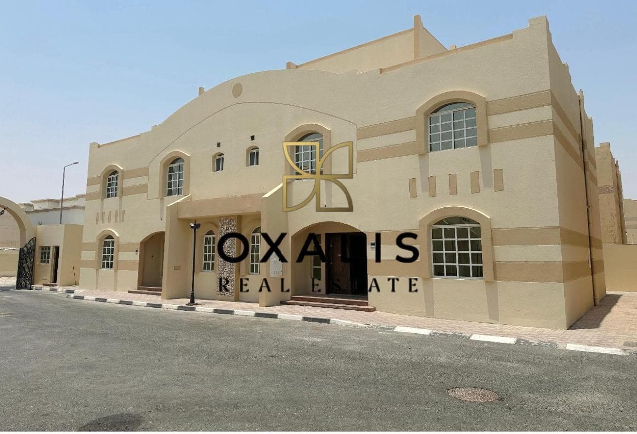 WONDERFUL 5 BDR VILLA | WELL MAINTAINED COMPOUND