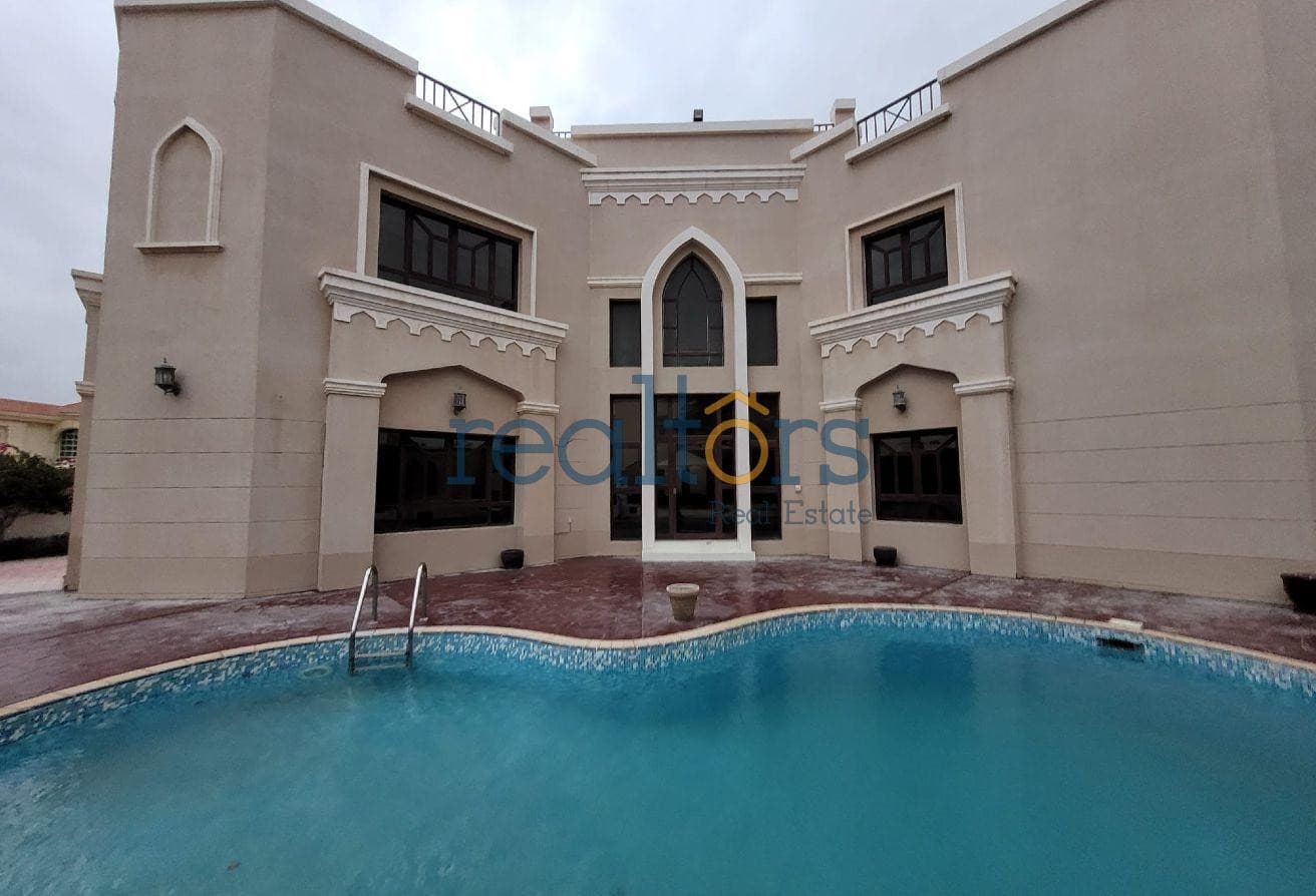 Standalone Villa| 6 Bed | Pool | Driver | Maid