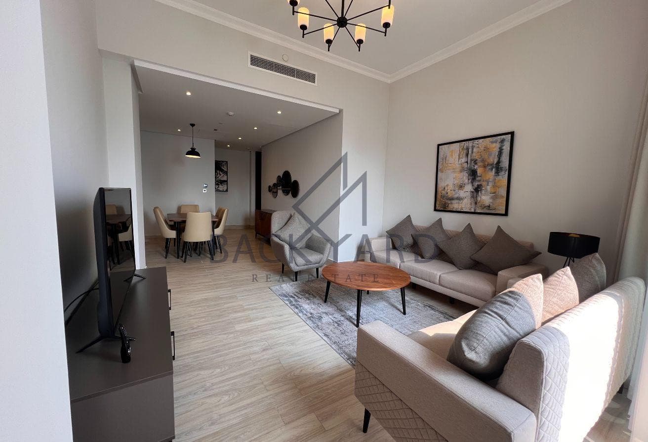 ELEGANT 2 BHK MARINA VIEW WITH A SPACIOUS BALCONY