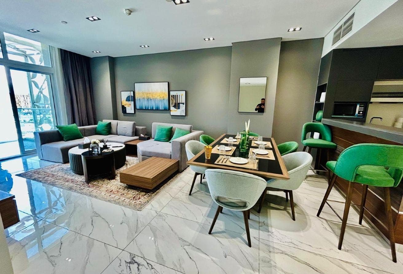 BRAND NEW TWO BEDROOM / MODERN / BALCONY