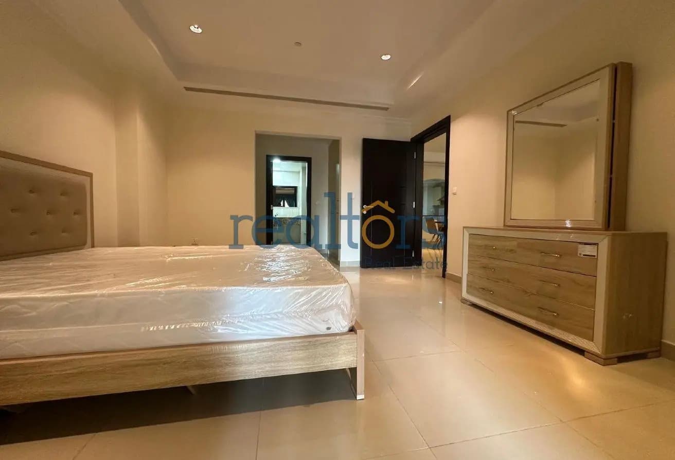 Spacious 1BR with Balcony Porto Arabia Best Deal
