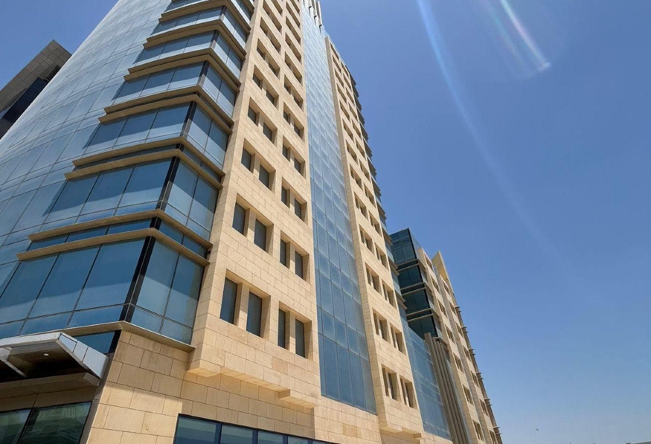 Amazing 2 Towers For Rent in West Bay with View