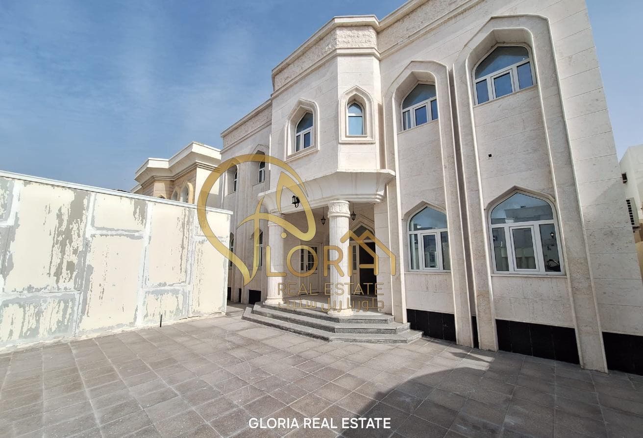 Luxury Villa in Al Duhail - Prime Location