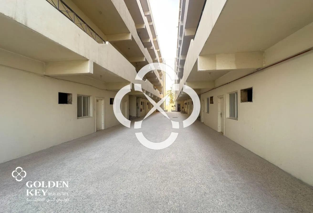 2 Warehouse with Labor Camp for Lease | 124 Rooms