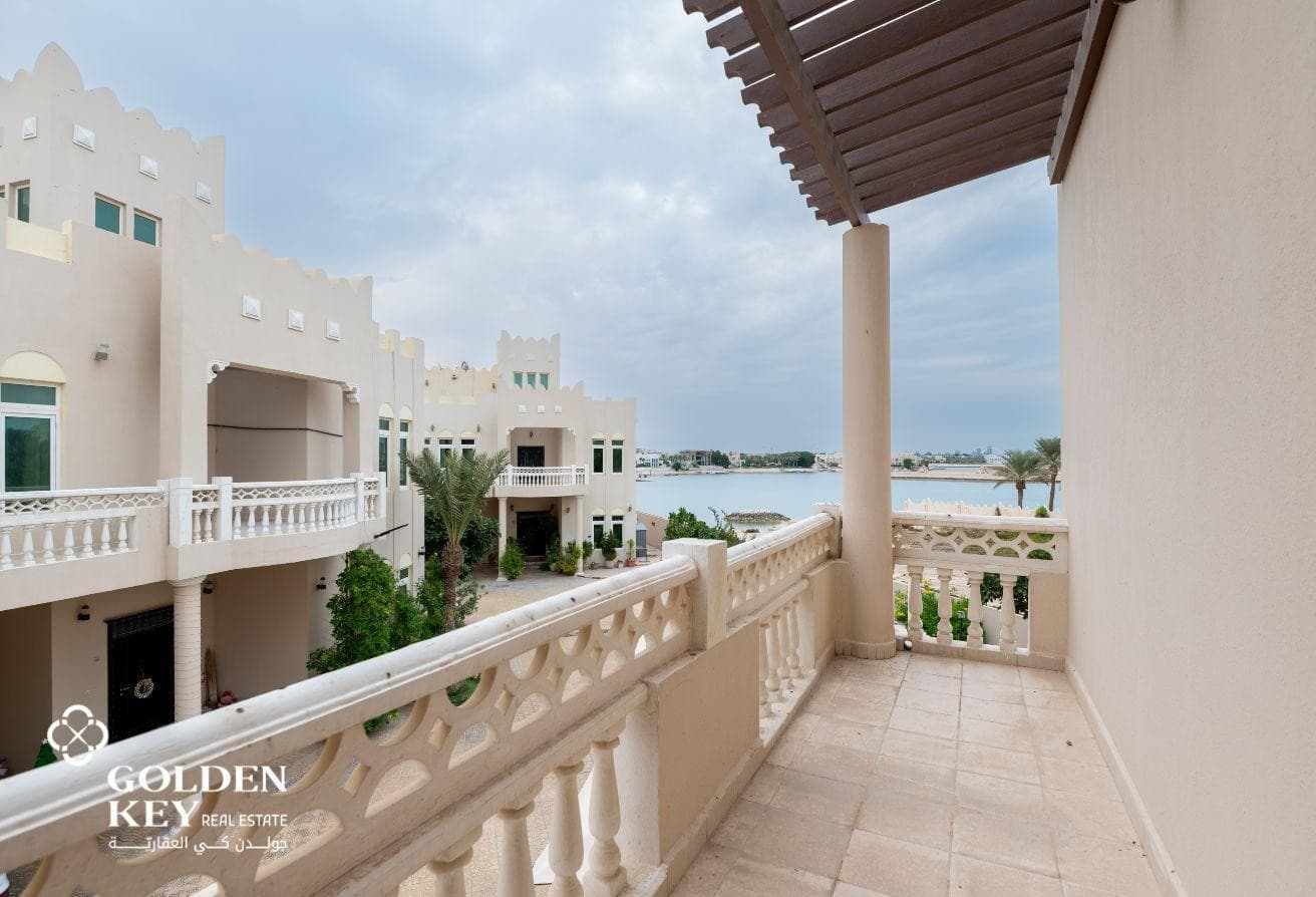 Sea View | Beach Access | Spacious Layout