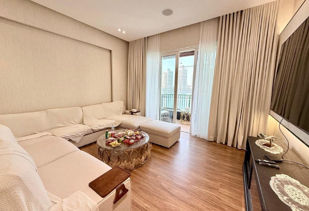 INCLUDING BILLS / CHALET FIR RENT / FULL SEA VIEW