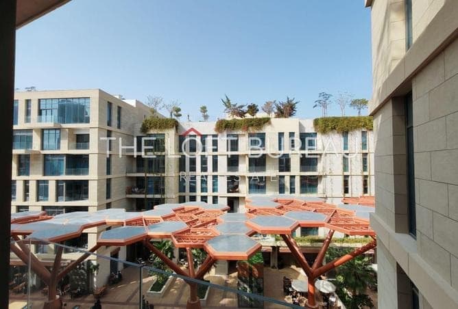 3BHK+M |236m²| Crystal View | PP | 4.56M |