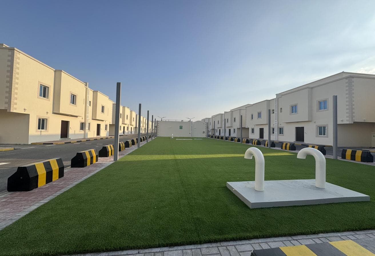 BRAND NEW COMPOUND VILLA WITH PERFECT AMENITIES