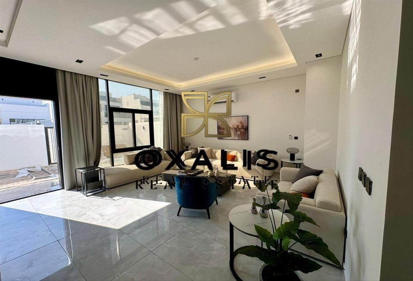 Elegant and amazing villa with 5 bhk + Maids room