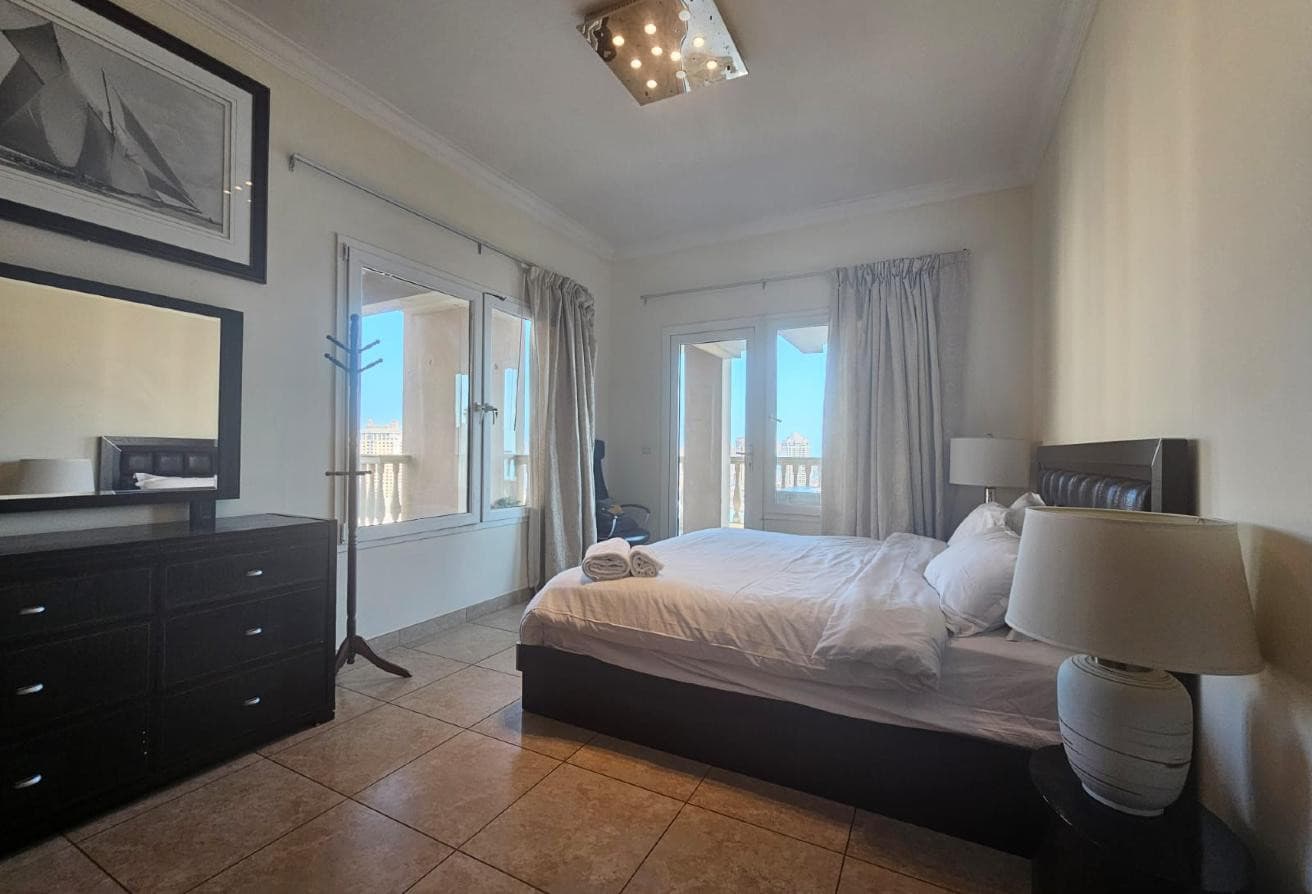 Porto Arabia 3 bhk plus maid 246 SQMT 15000 QR