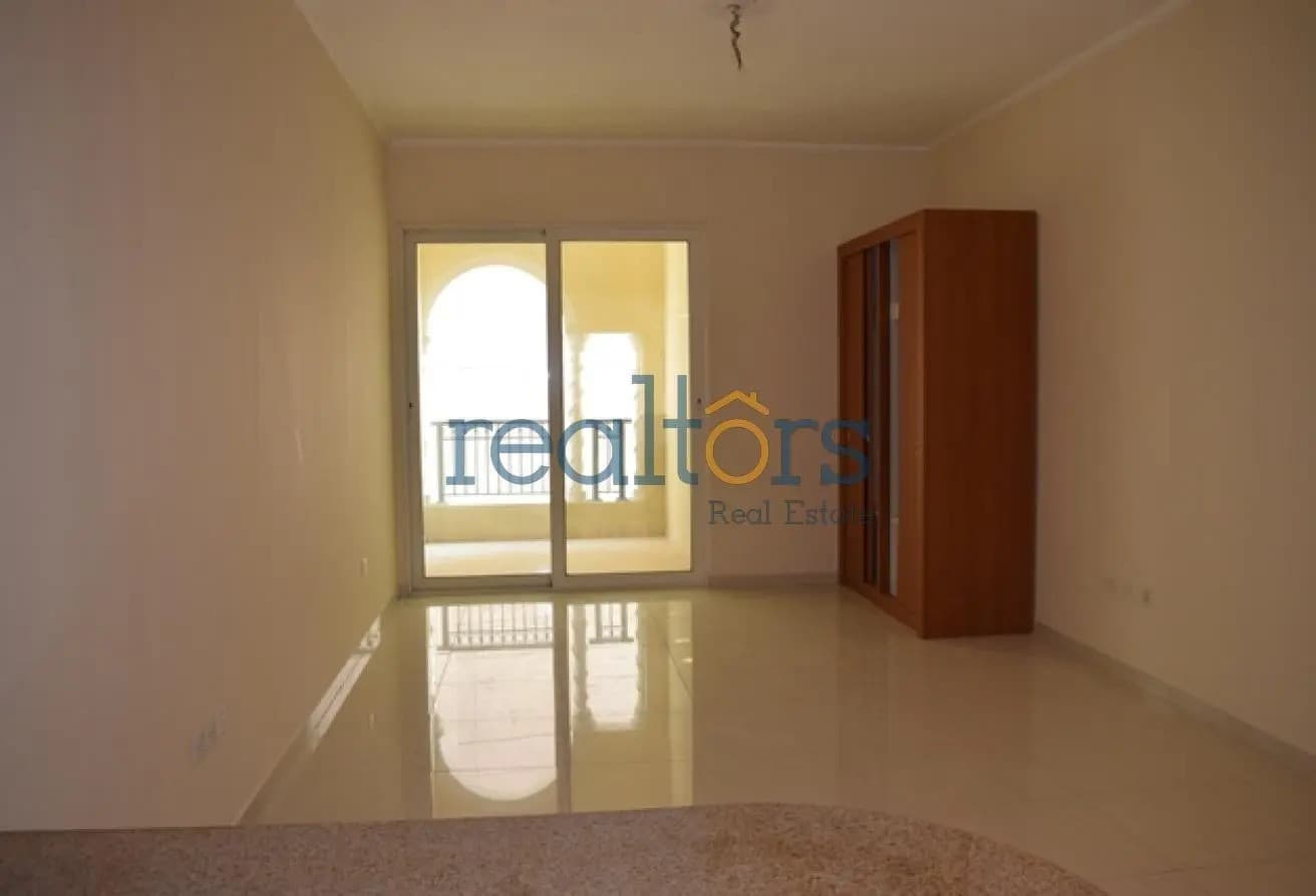 Amazing deal for a studio apartment. 1 month free
