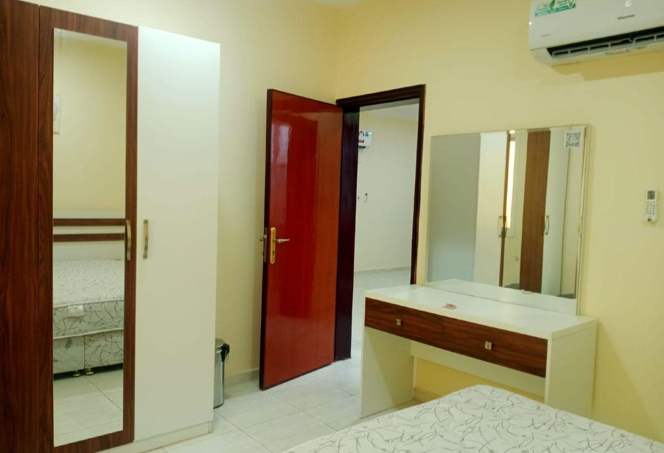 Available 1BHK FF Apartment Umm Ghwailina W/Bills!