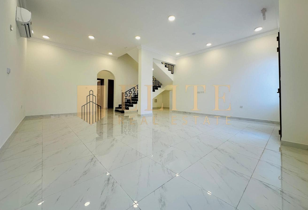 Spacious 7BR Unfurnished Villa in Markhiya – 600sq