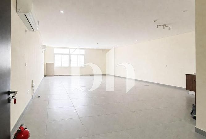 SPACIOUS| STUDIO | SEMI FURNISHED | ONAIZA