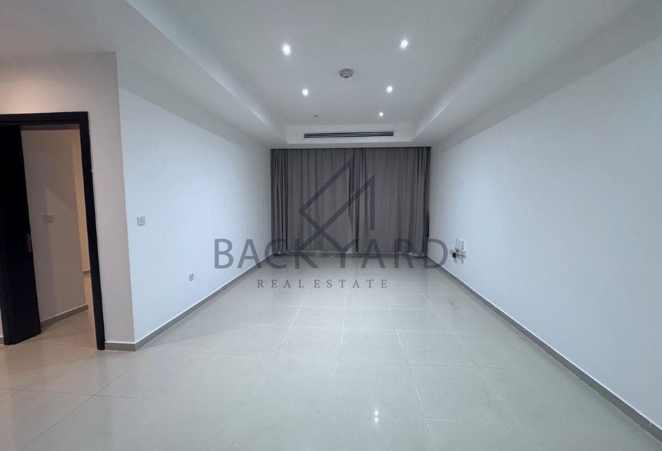 Modern 2BR in Al Nasr with Gym &amp; Great Offer
