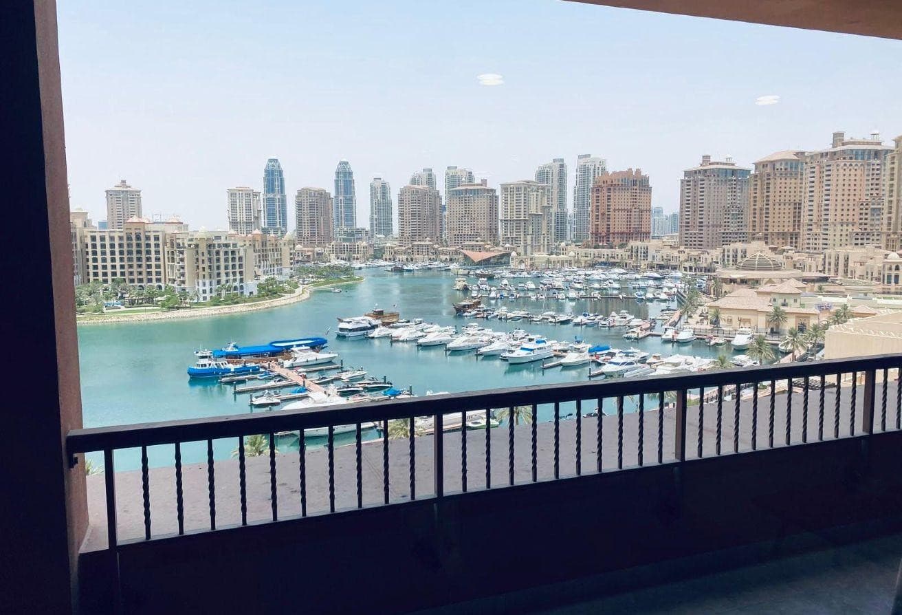AMAZING 2 BEDROOMS- F/F-FULL MARINA VIEW