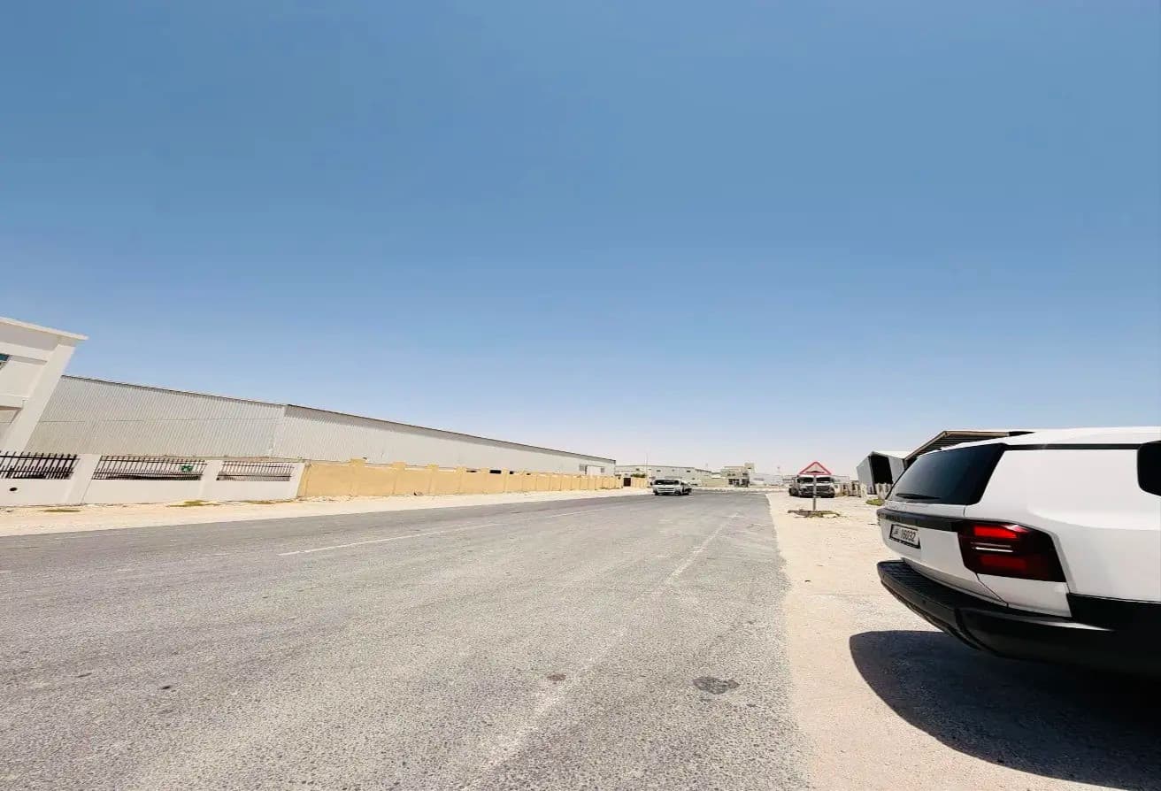 Warehouse for Rent – Baraka Al Awamer Industrial A