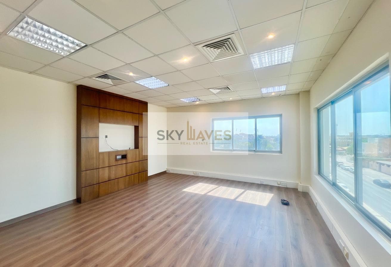 540 SQM EXCELLENT PARTITION OFFICE IN C RING