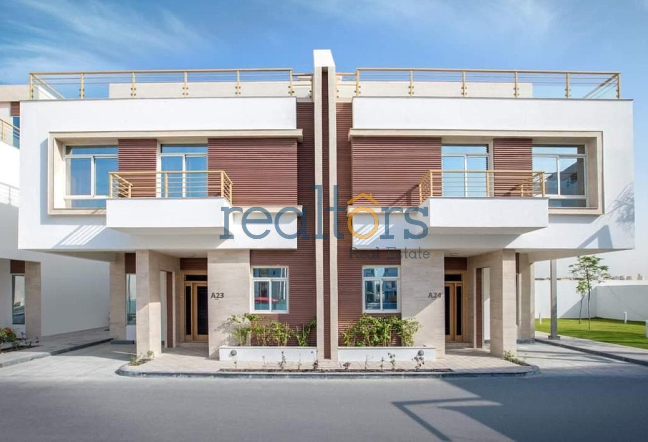 FF 3BR + Maid | 425 SQM | Huge Rooftop Balcony