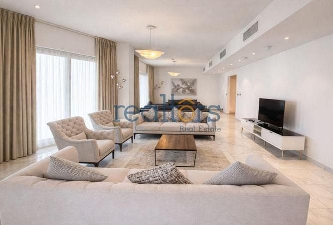Spacious 4+Maid Penthouse for Rent in West Bay