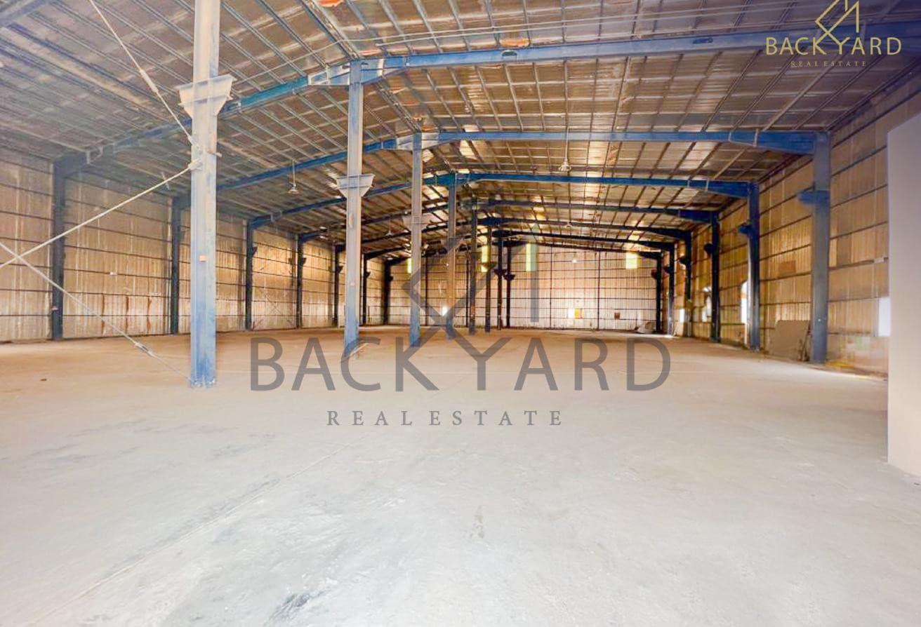 Spacious Workshop with Office in Birkat Al Awamer