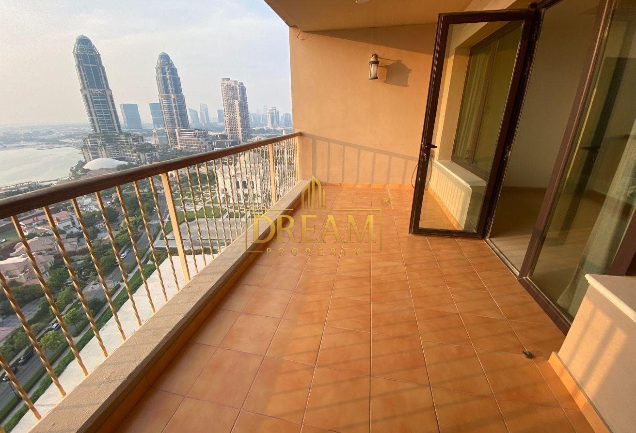 210 SQM | Semi Furnished 3 BHK | Balcony