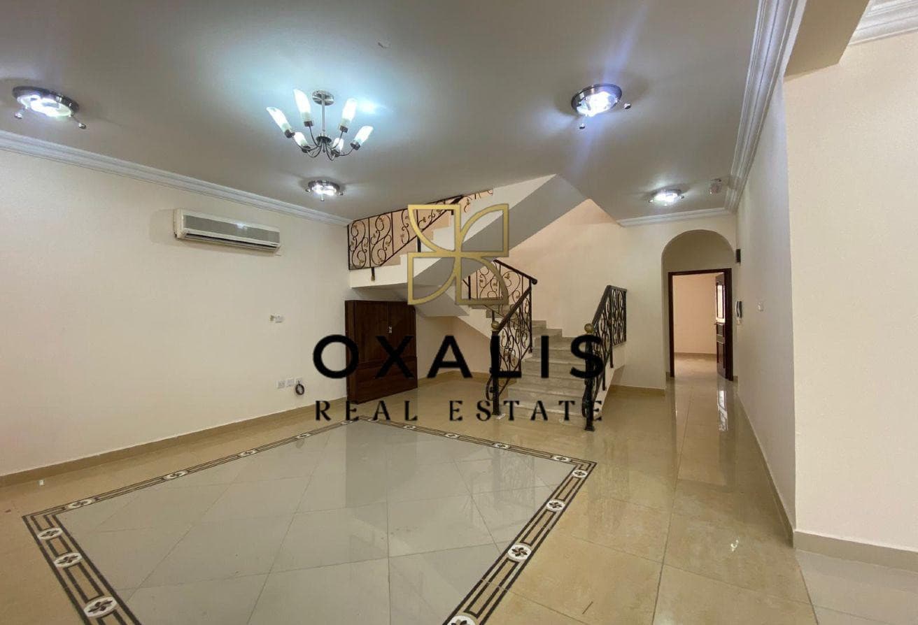 PRIME LOCATION | 4 BEDROOMS WITH MAIDS ROOM VILLA