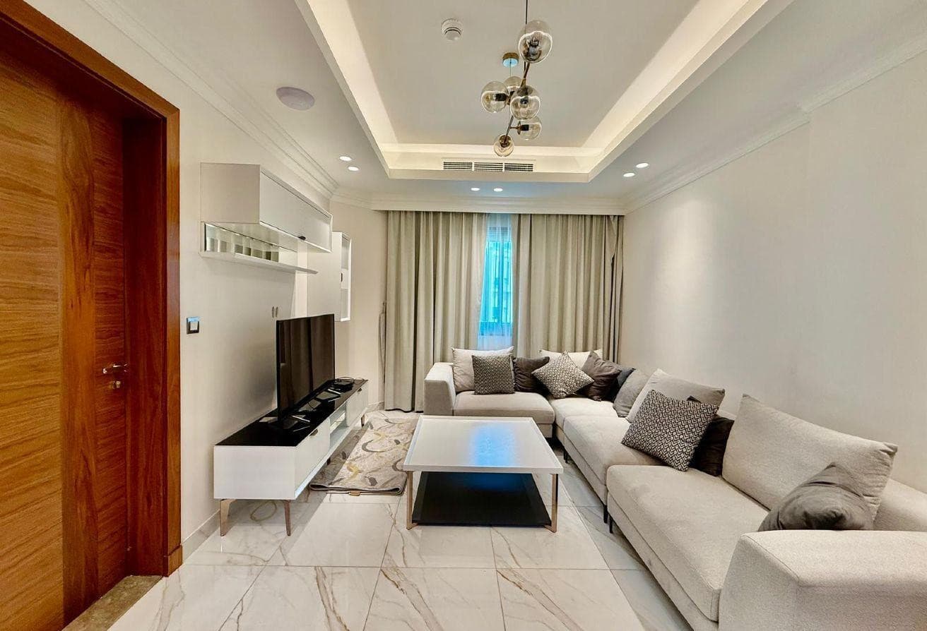 INCLUDING BILLS / ONE BEDROOM / BALCONY
