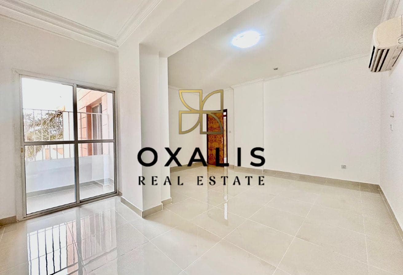 STUNNING 2 BEDROOMS UNFURNISHED | WITH BALCONY