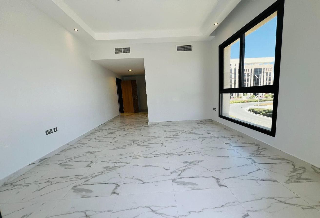 EXTRAORDINARY1BEDROOM READY TO MOVE IN FOR SALE