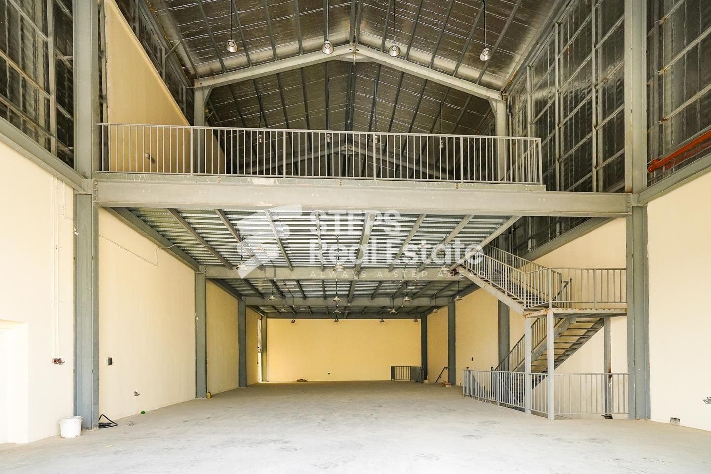 Warehouse with Basement, Mezzanine and Rooms