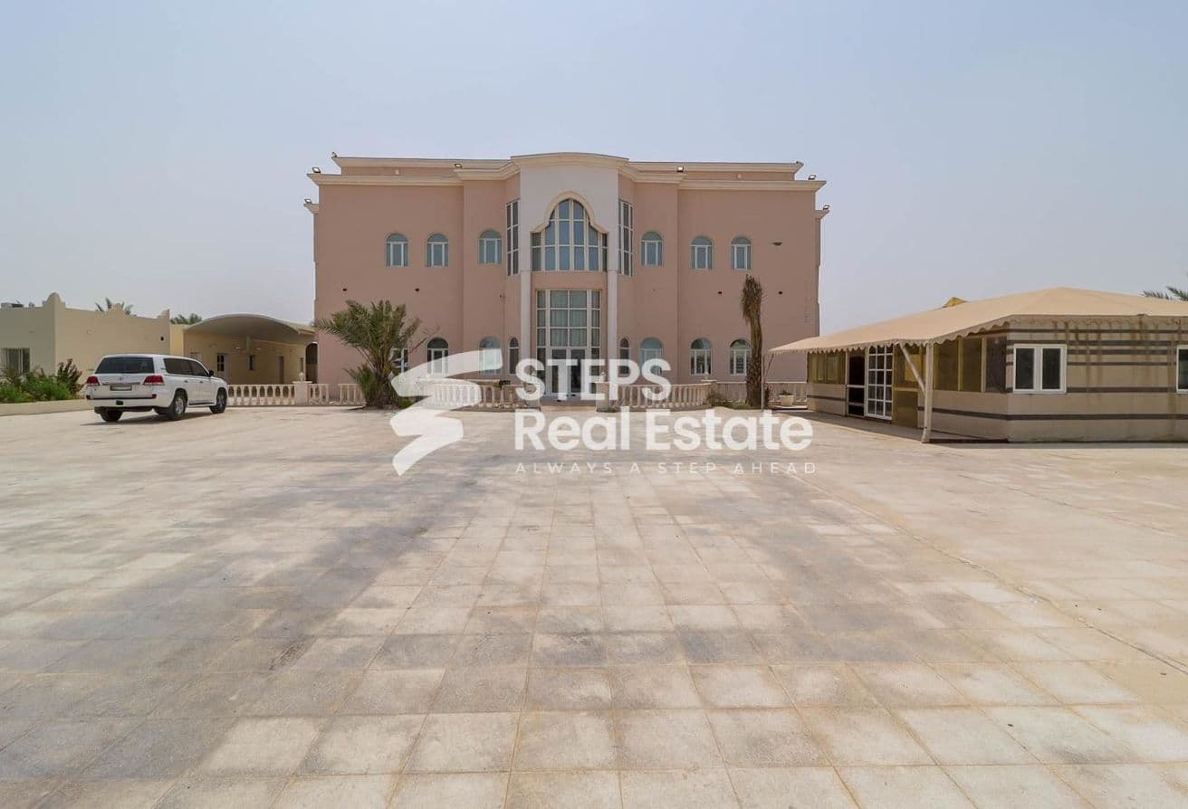 14BR Furnished Villa with Spacious Yard for Sale
