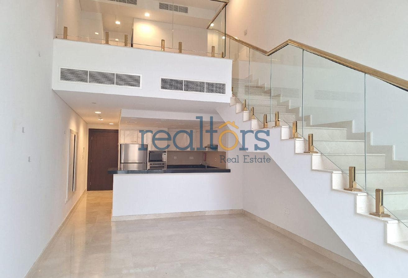 Amz Price Spacious 1-Bedroom Loft in VB 28