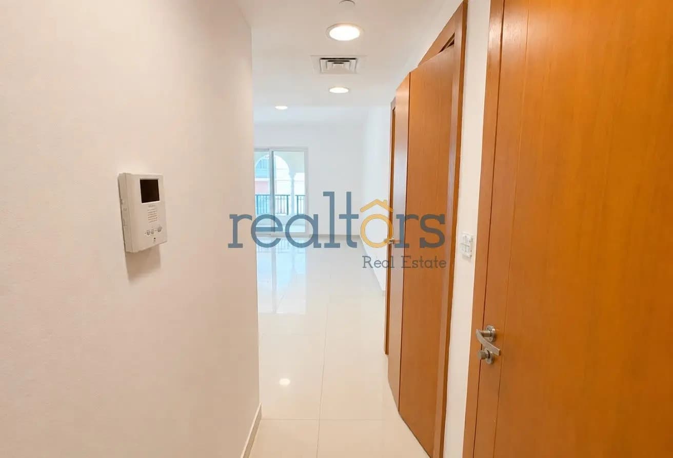 ELEGANT SEMI-FURNISHED STUDIO | VIVA BAHRIYA