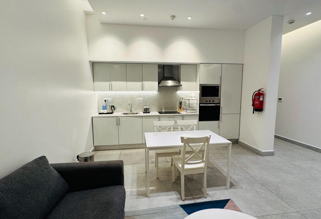 Premium Urban Living | 4-Star 1BHK Service Apt