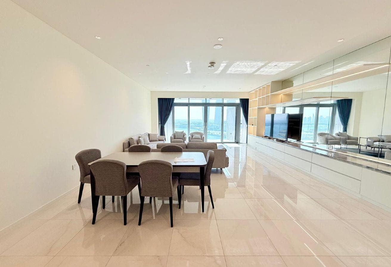Amazing View - Modern Furniture - 2BDR + Maids