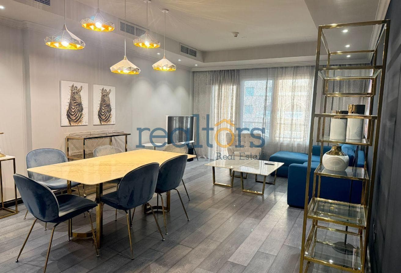 2BR Apartment with City & Marina View Porto Arabia