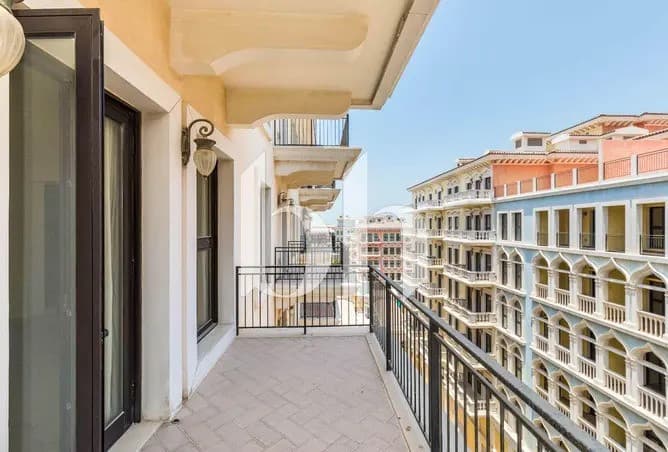 3 BEDROOMS | SEMI FURNISHED | QANAT QUARTIER