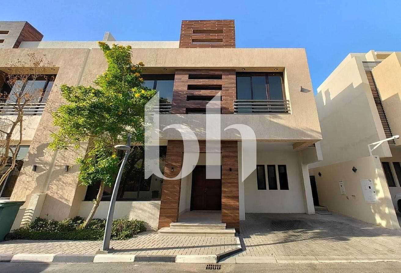MODERN | 5 BEDROOMS PLUS MAID | PRIME LOCATION