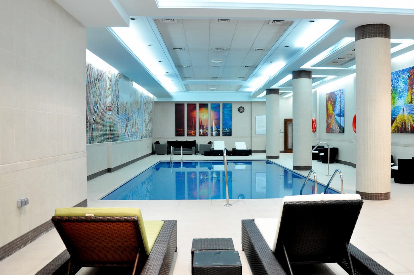 LUXURY 2BR | NO COMMISSION | FULLY-FURNISHED