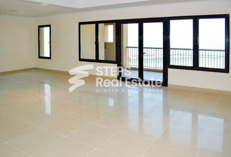 Flat for Sale in Porto Arabia with Marina View
