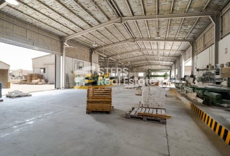 Marble Factory with Italian Block Cutters for Sale