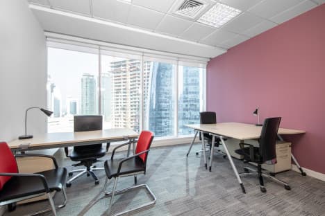 Office space for rent for 5 persons in DOHA, West Bay