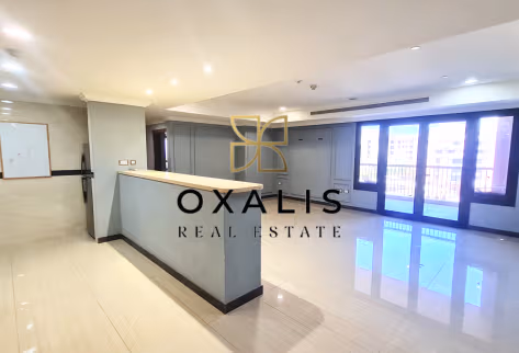 BIG BALCONY | LARGE AND SPACIOUS 2 BEDROOMS