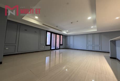 Opportunity For 2 Bedroom SF | Balcony