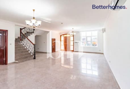 CONTEMPORARY | 4 BEDROOMS VILLA | SEMI FURNISHED